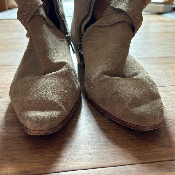 ☀️ Frye • Harness Suede Booties - Picture 5 of 7